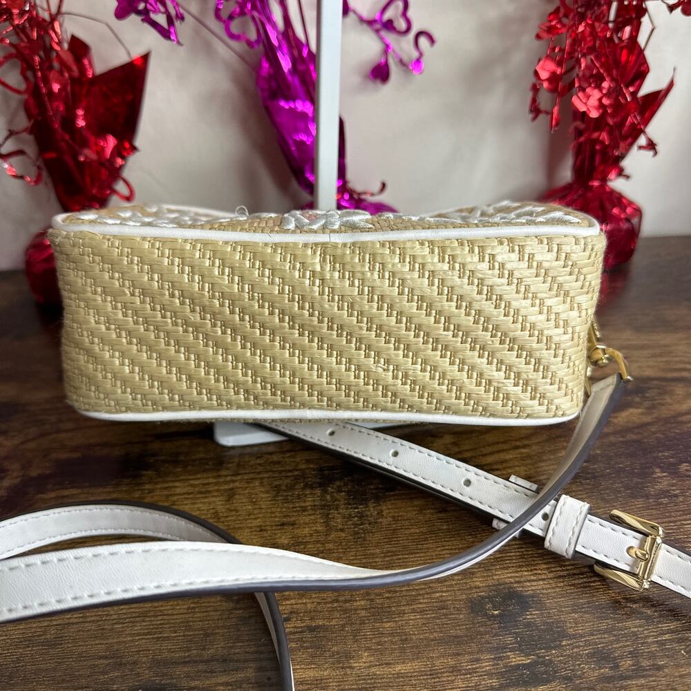 MICHAEL KORS Kenly Double Zip Natural Straw Small Camera Crossbody - Picture 3 of 10